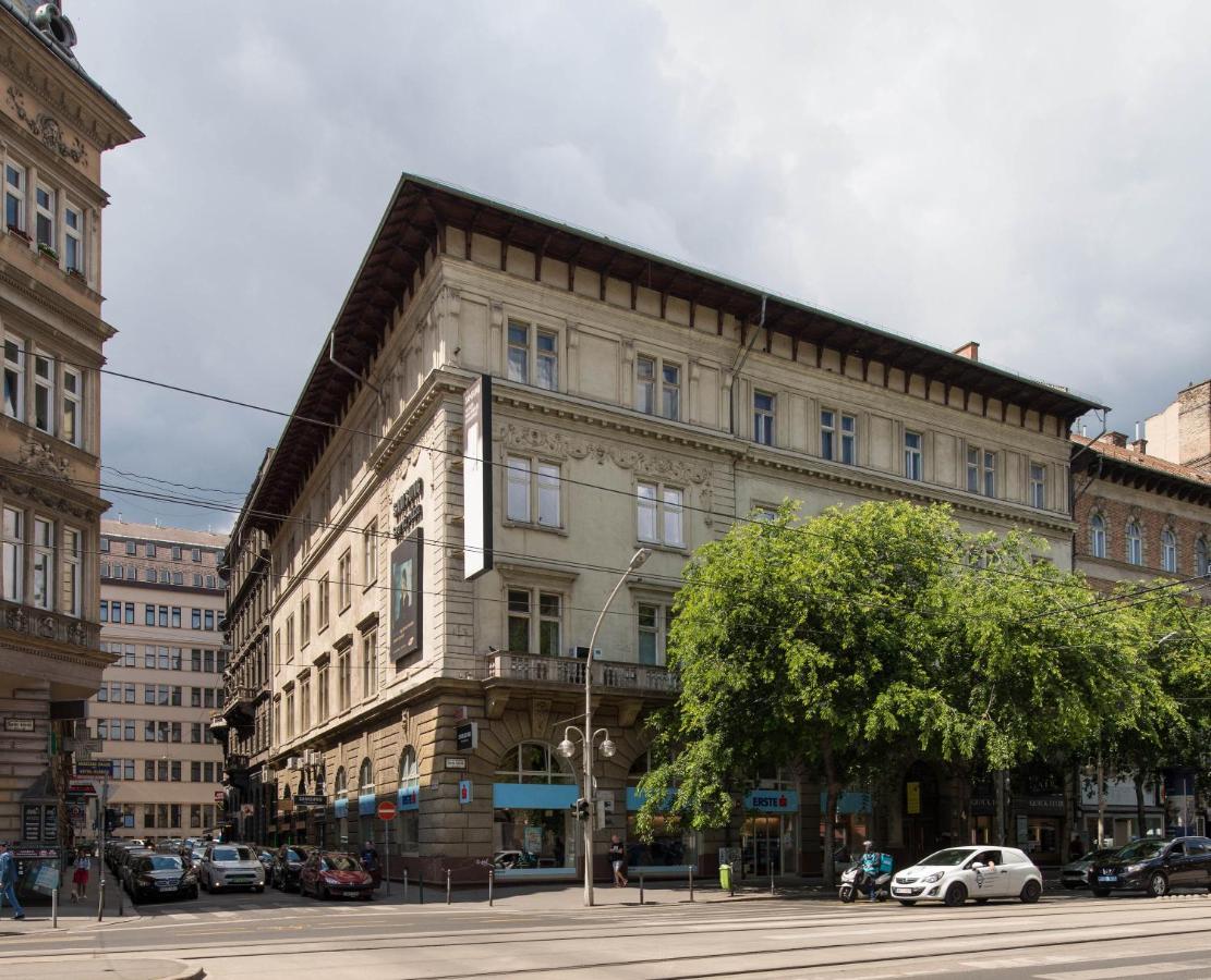 City Heart Apartments Budapeste Exterior foto